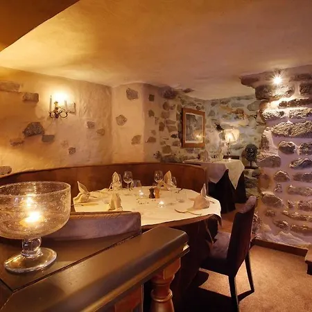 Le Saint Joseph Hotell 5*