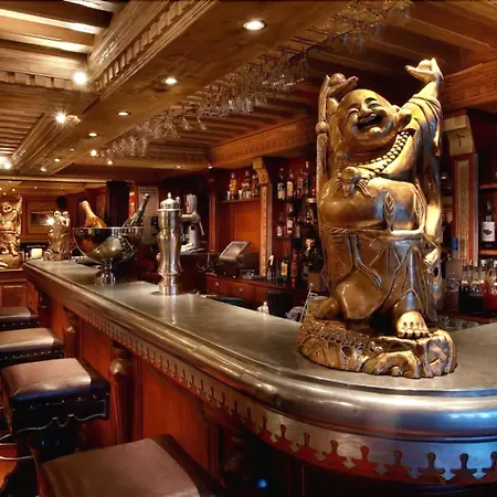 Le Saint Joseph Hotell 5*