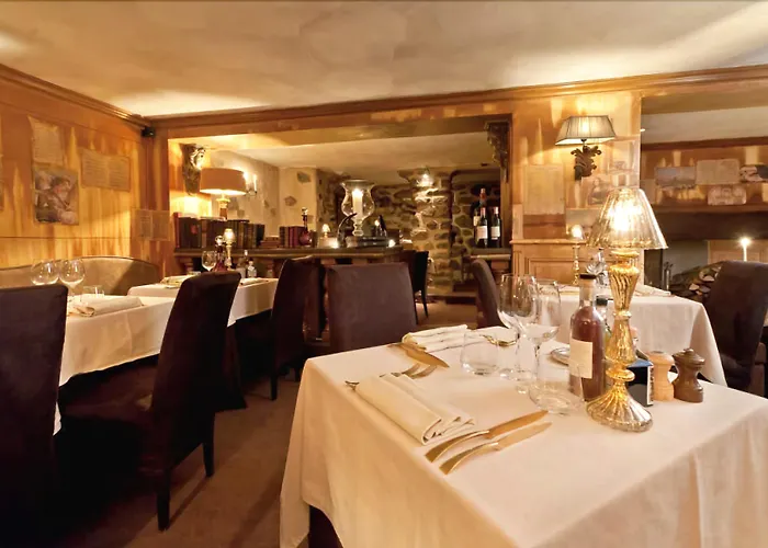 Le Saint Joseph Hotel