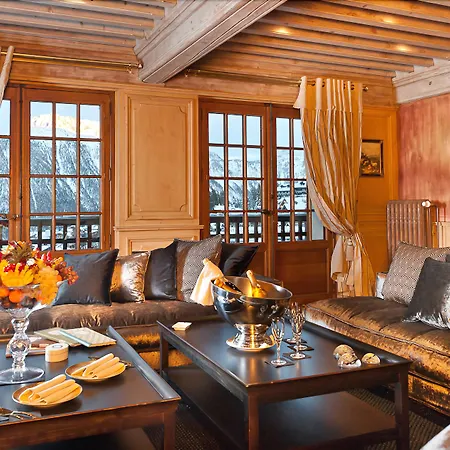 Le Saint Joseph Hotel